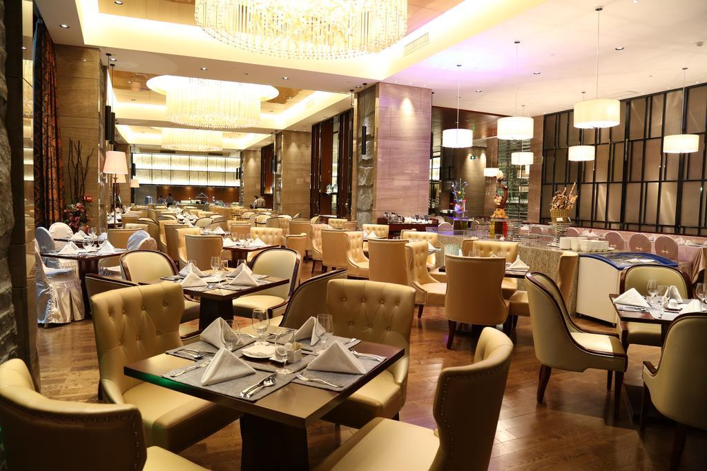 Guangzhou Changfeng Gloria Plaza Hotel Екстер'єр фото