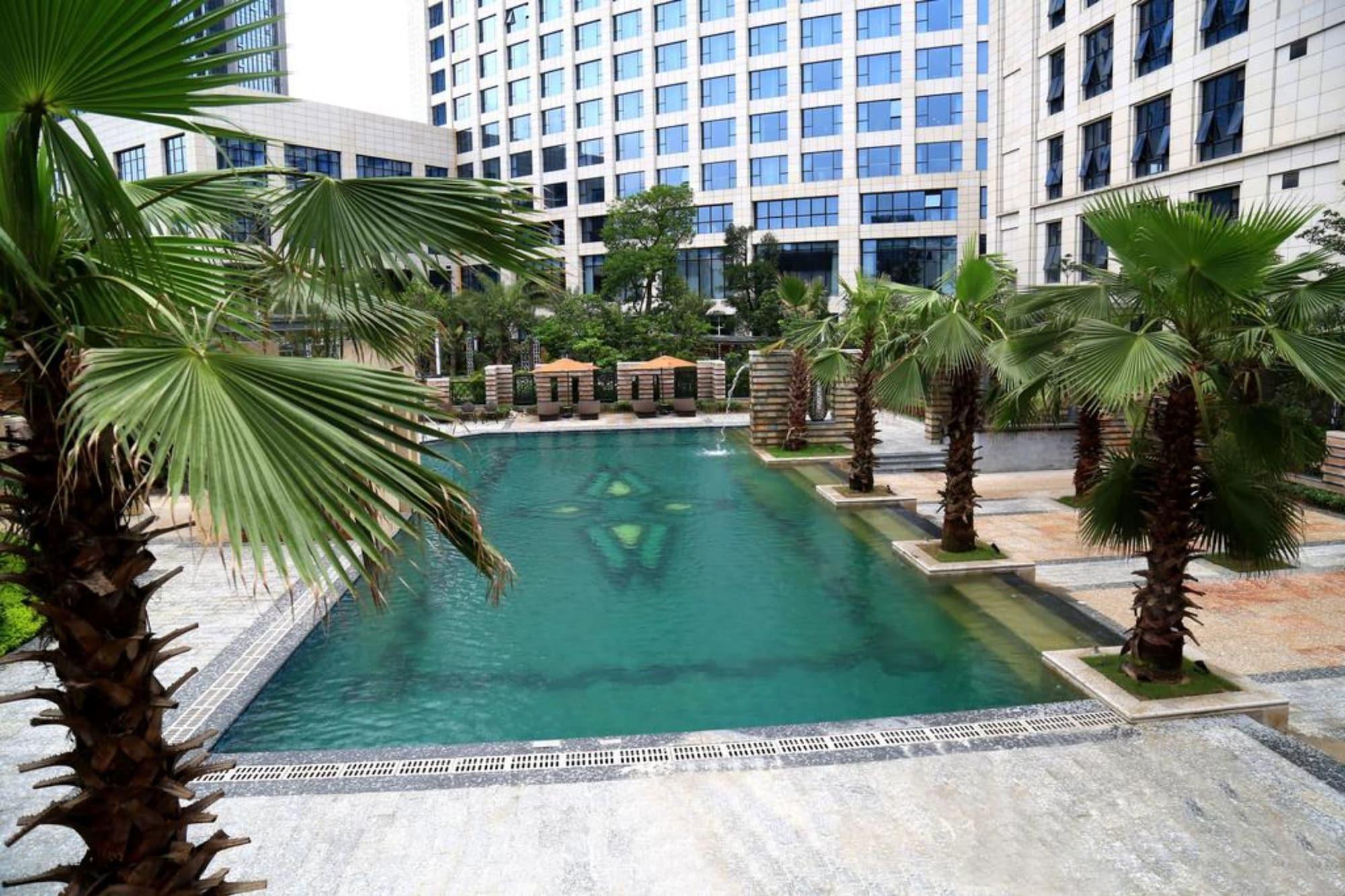 Guangzhou Changfeng Gloria Plaza Hotel Екстер'єр фото