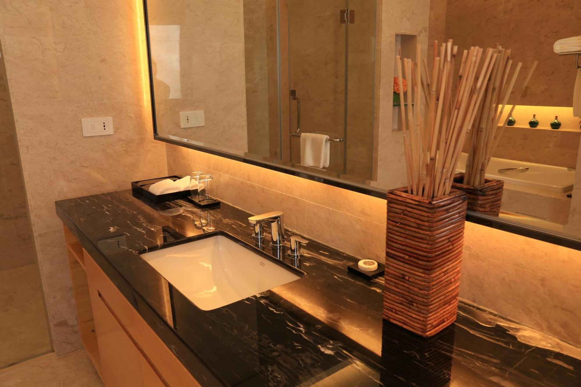 Guangzhou Changfeng Gloria Plaza Hotel Екстер'єр фото