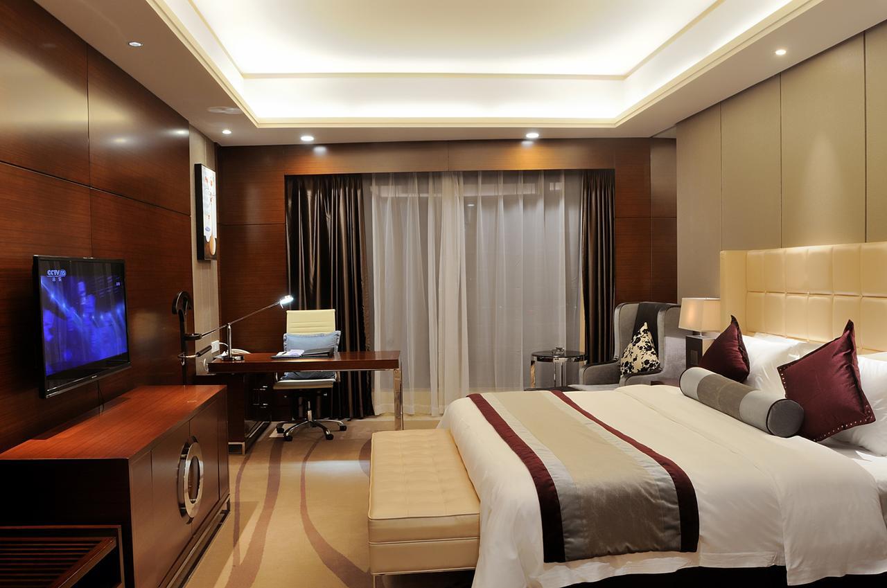 Guangzhou Changfeng Gloria Plaza Hotel Екстер'єр фото